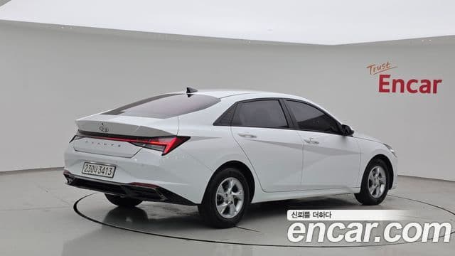 Hyundai Avante (CN7) 2