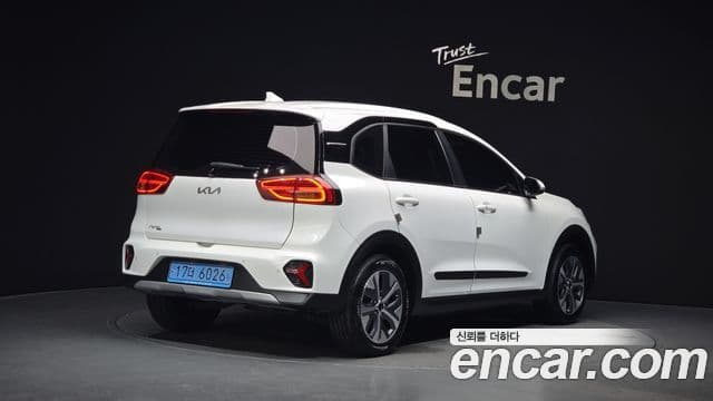 Kia Niro Plus 2