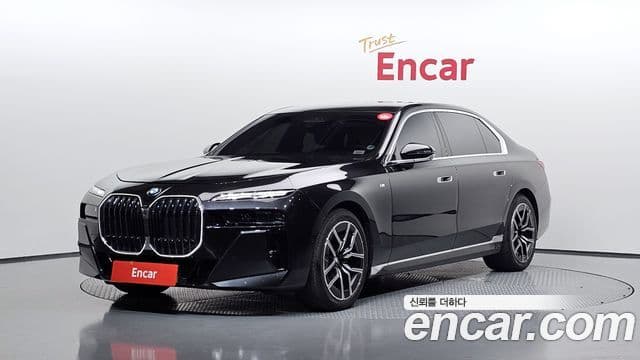 BMW 7 Series (G70)
