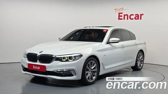 BMW 5 Series (G30)
