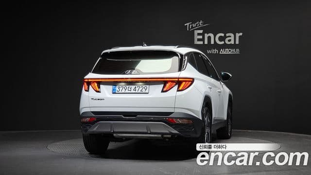 Hyundai Tucson (NX4) 4