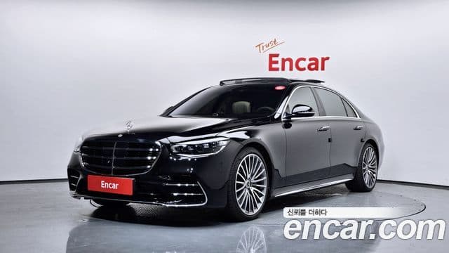 Mercedes-Benz S-Class W223 1