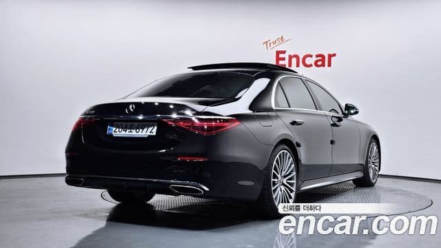 Mercedes-Benz S-Class W223 2