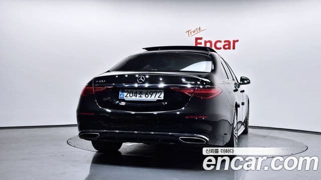 Mercedes-Benz S-Class W223 4