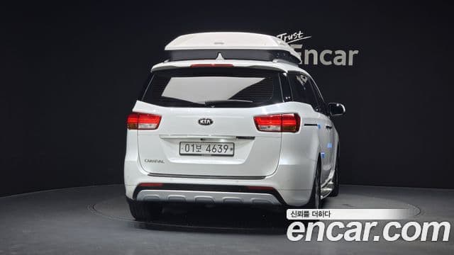 Kia All New Carnival 3