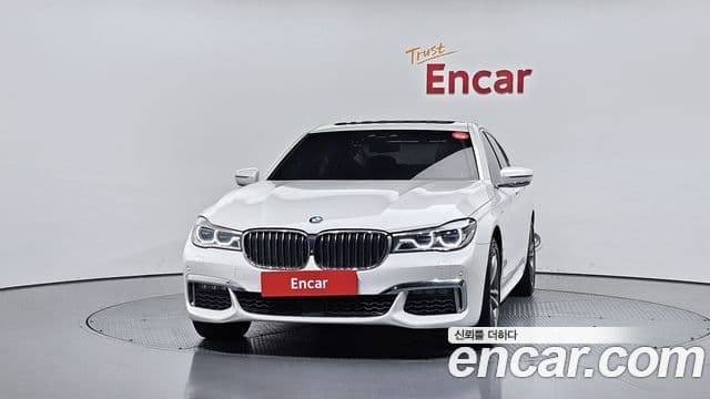 BMW 7 Series (G11) 2