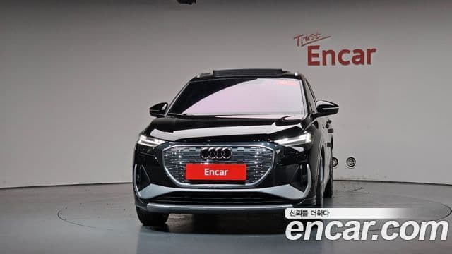 Audi Q4 e-트론 (F4) 2