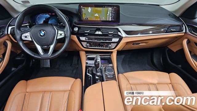 BMW 5 Series (G30) 4