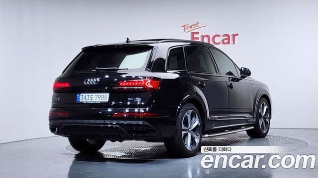Audi Q7 (4M) 2