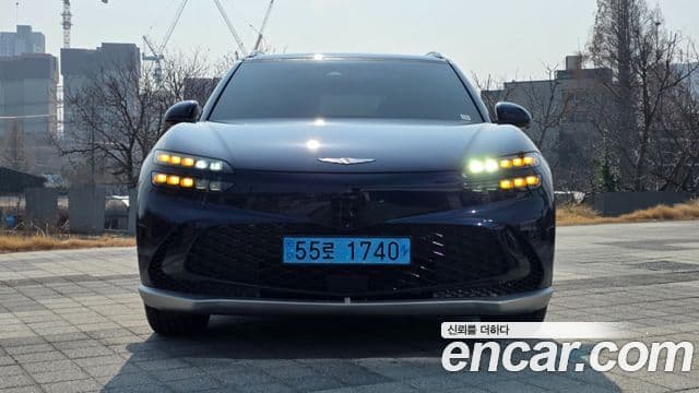 Genesis GV60 3