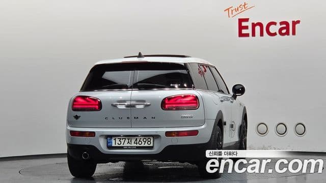 MINI Cooper Clubman 3