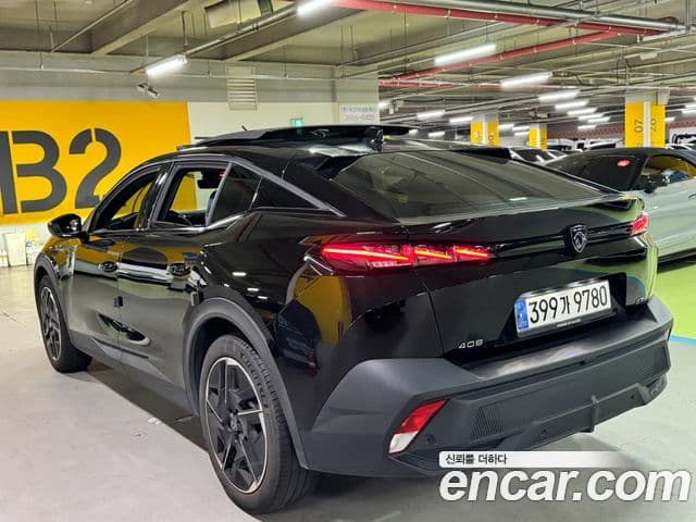Peugeot 408 2