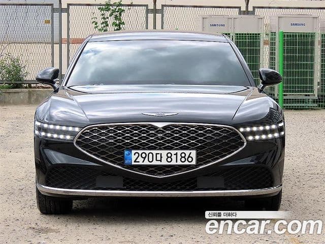 Genesis G90 (RS4)