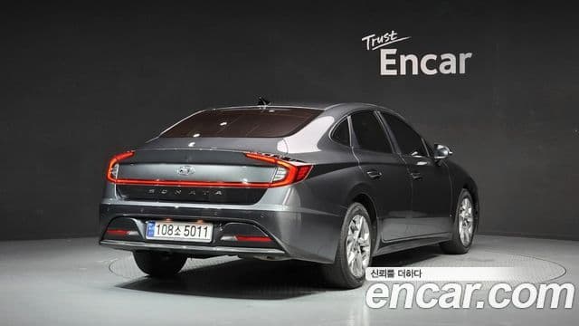 Hyundai Sonata (DN8) 2