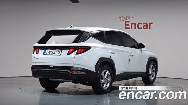 Hyundai Tucson (NX4) 2