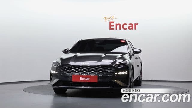 Kia K8 Hybrid 2