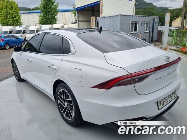 Hyundai The New Grandeur IG 4