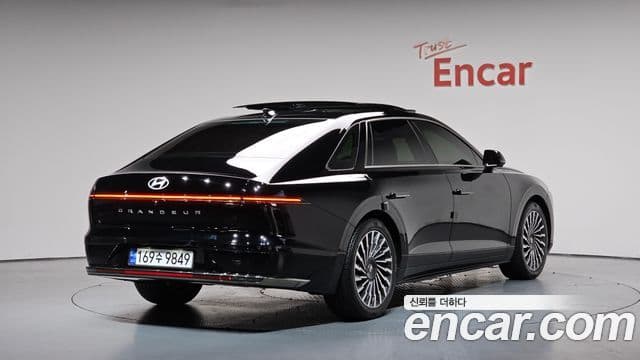 Hyundai Grandeur Hybrid (GN7) 2