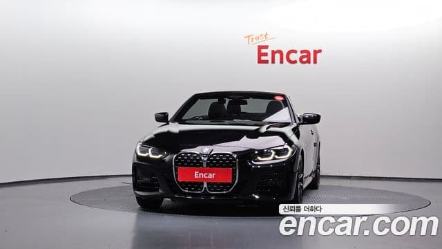 BMW 4 Series (G22) 3