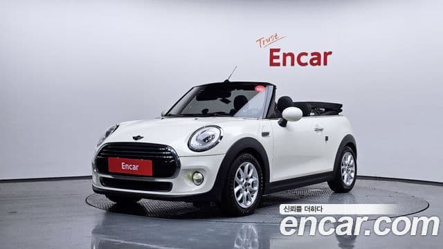 MINI Cooper Convertible