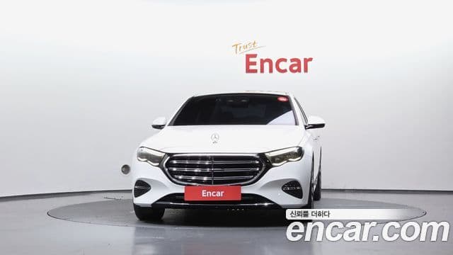 Mercedes-Benz E-Class W214 2
