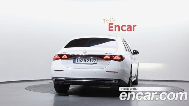 Mercedes-Benz E-Class W214 3