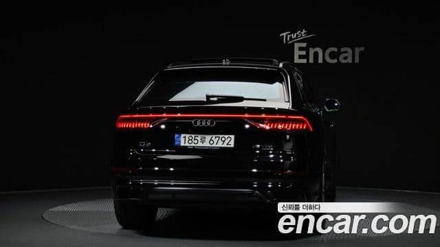Audi Q8 (4M) 4