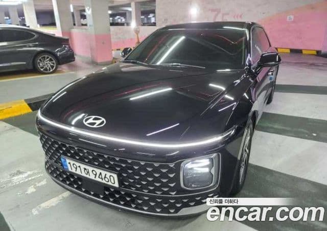Hyundai Grandeur (GN7) 1
