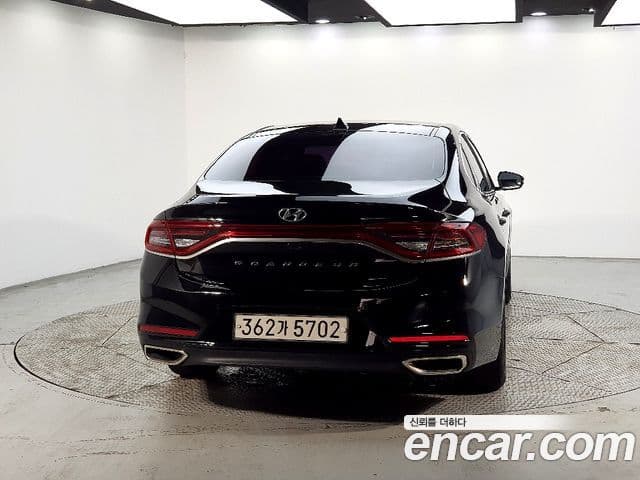 Hyundai Grandeur IG 3