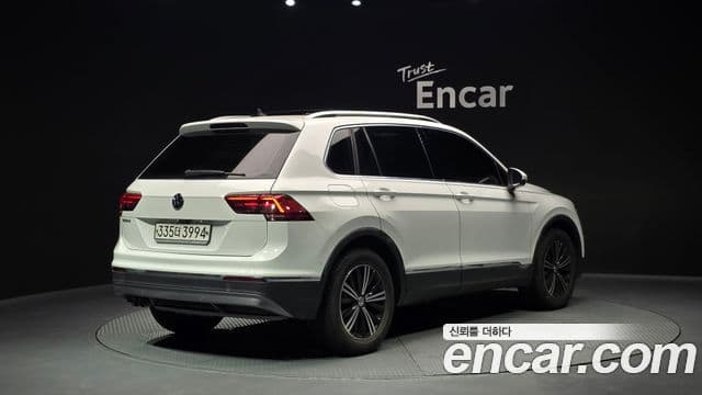 Volkswagen Tiguan 2nd Gen 2