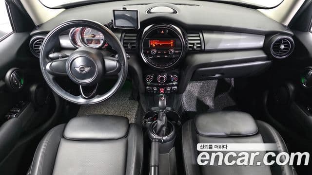 MINI Cooper 4