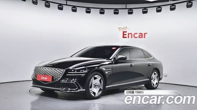 Genesis Electrified G80 (RG3) 1