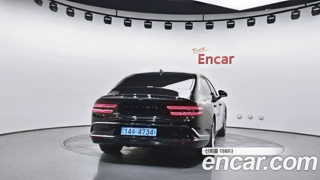 Genesis Electrified G80 (RG3) 4