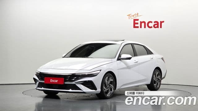 Hyundai The New Avante (CN7) 1