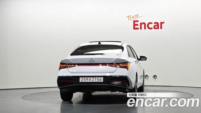 Hyundai The New Avante (CN7) 4
