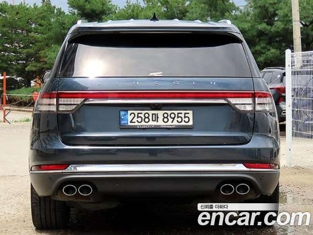 Lincoln Aviator 2nd Gen 4