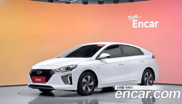 Hyundai Ioniq Hybrid