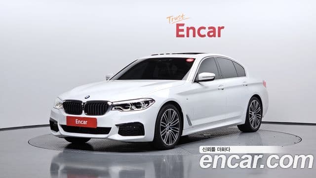 BMW 5 Series (G30)