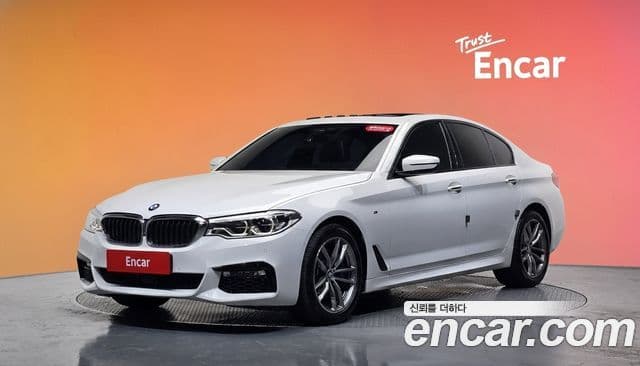 BMW 5 Series (G30)
