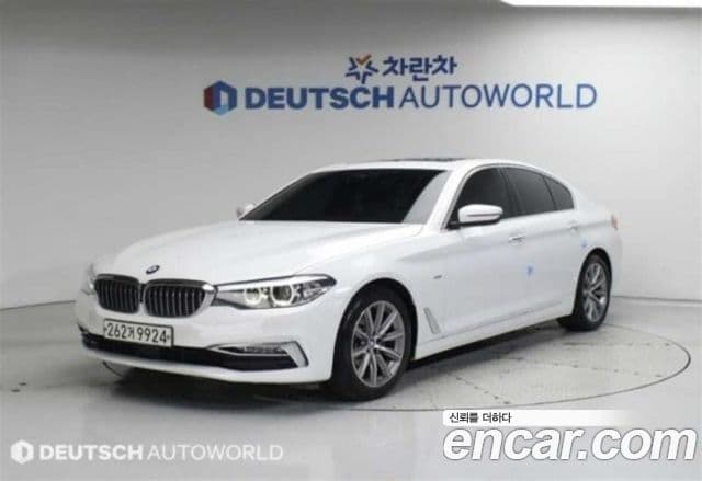 BMW 5 Series (G30)