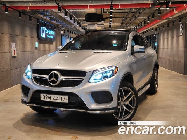Mercedes-Benz GLE-Class W166