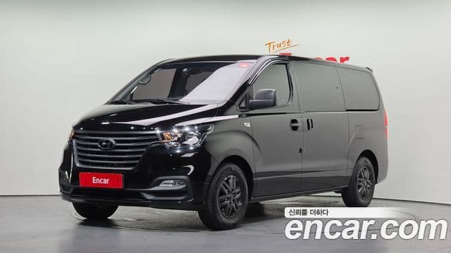 Hyundai The New Grand Starex