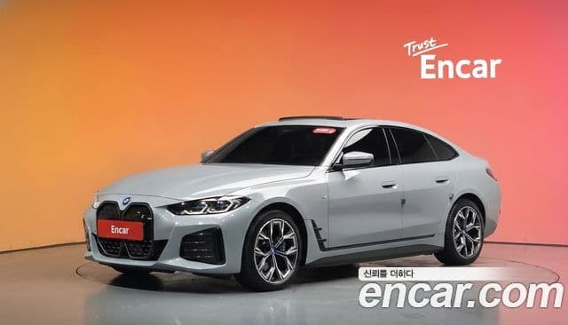 BMW i4
