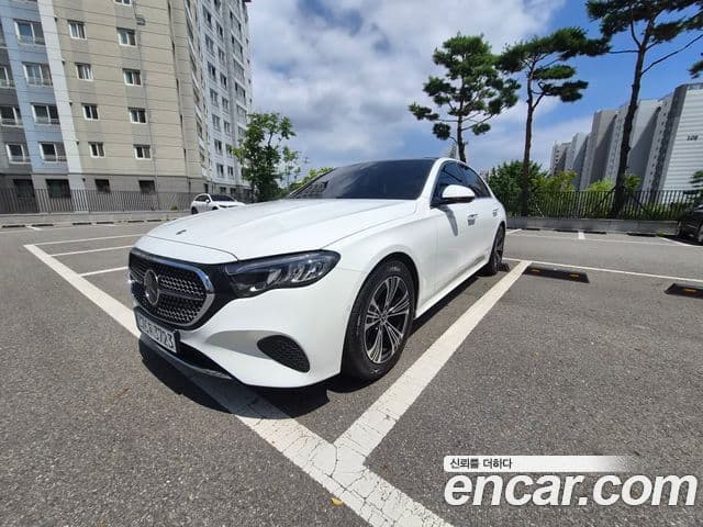 Mercedes-Benz E-Class W214