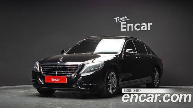 Mercedes-Benz S-Class W222