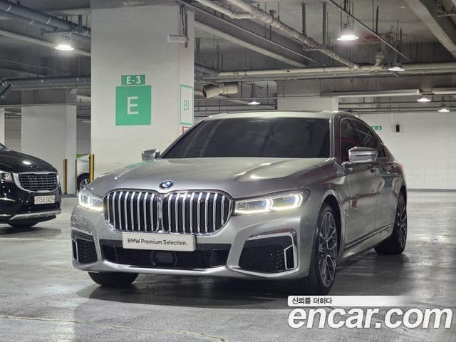 BMW 7 Series (G11)