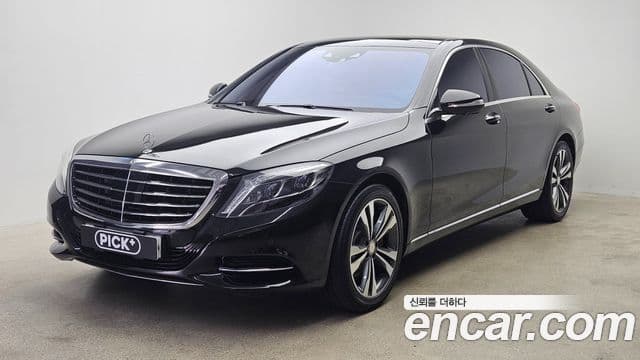 Mercedes-Benz S-Class W222
