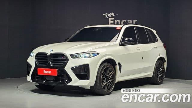 BMW X5M (G05)