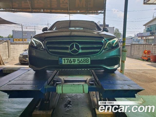 Mercedes-Benz E-Class W213