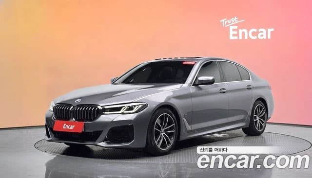 BMW 5 Series (G30)